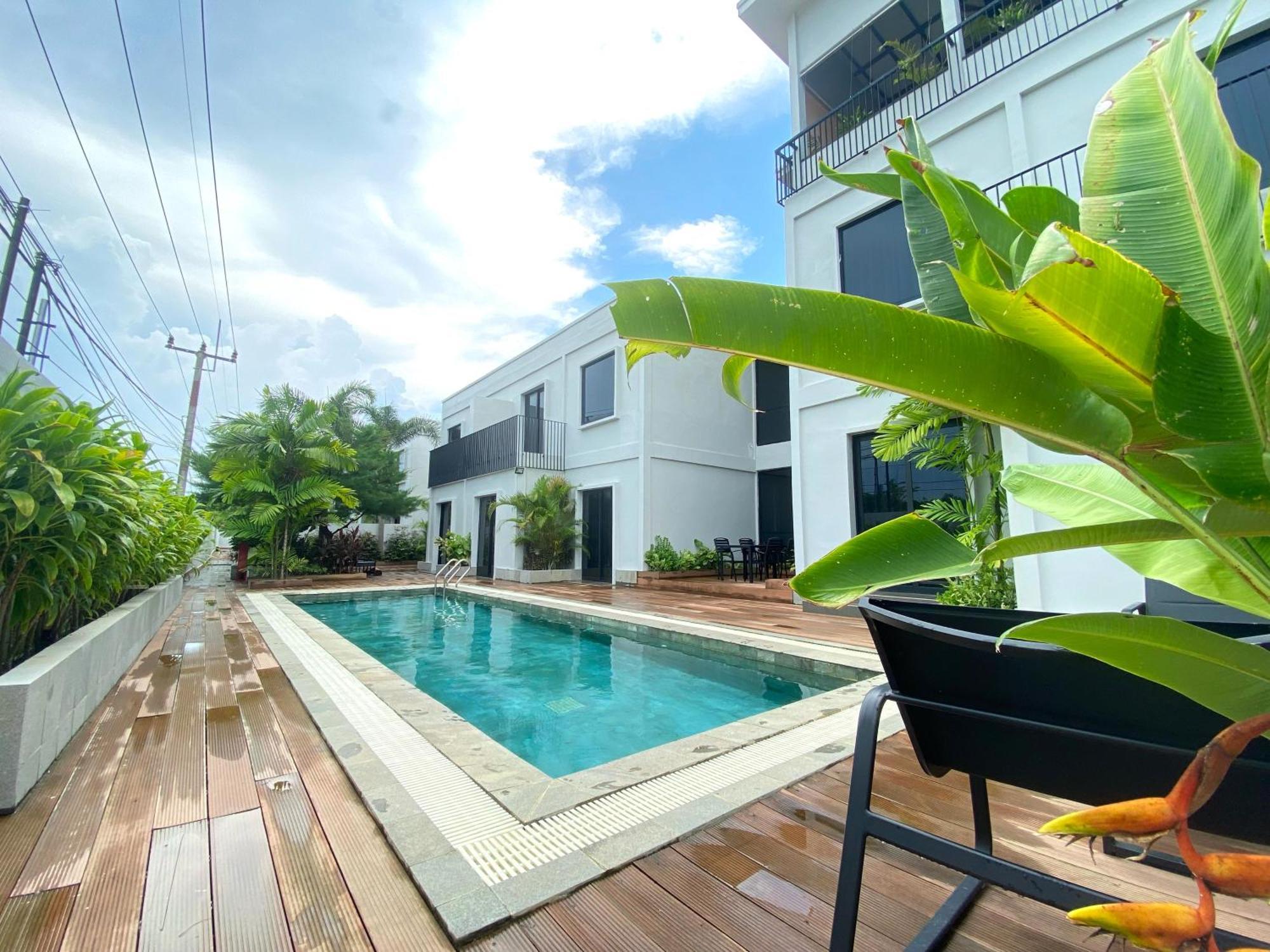 Onyx Hotel & Villa Tanjunguban Eksteriør bilde